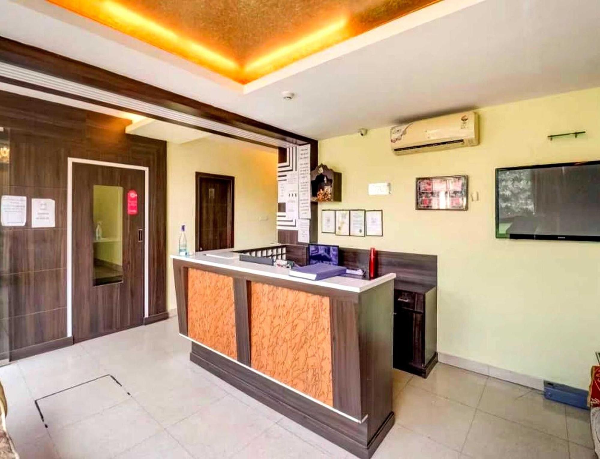 Collection O Hotel Kashi Inn Varanasi Exterior photo