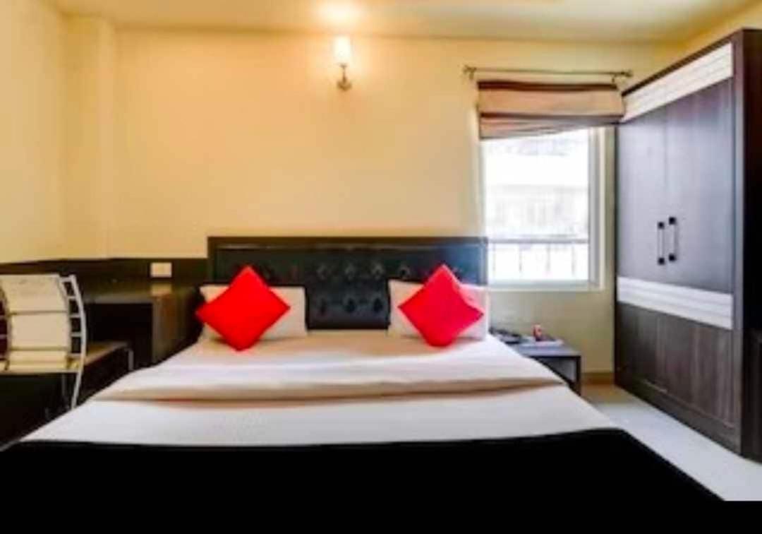 Collection O Hotel Kashi Inn Varanasi Exterior photo